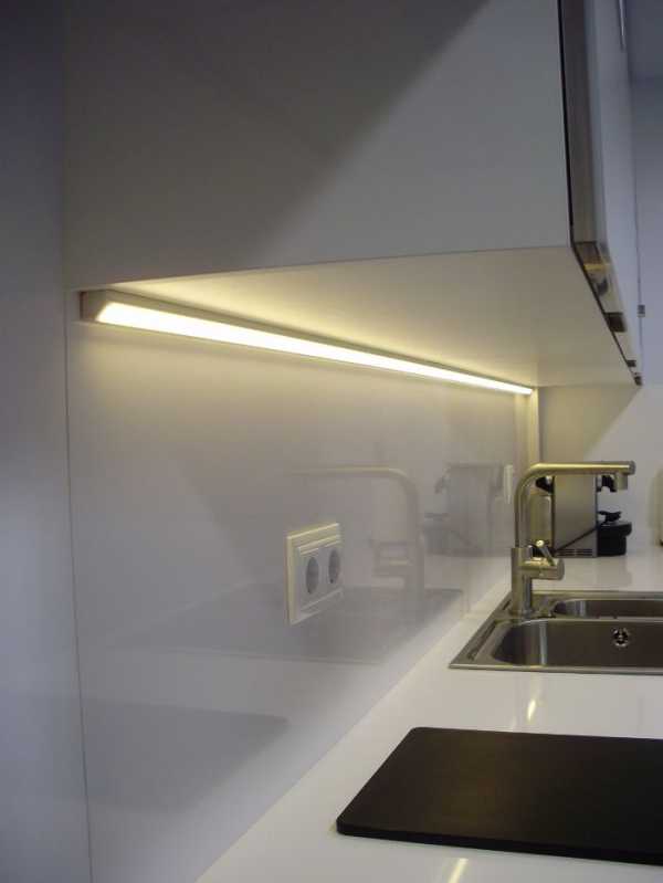 Fornecedor de Iluminação para Armários de Cozinha Campo Grande - Iluminação em Cima da Pia da Cozinha